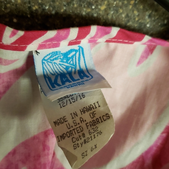 Dress - Picture 3 of 3